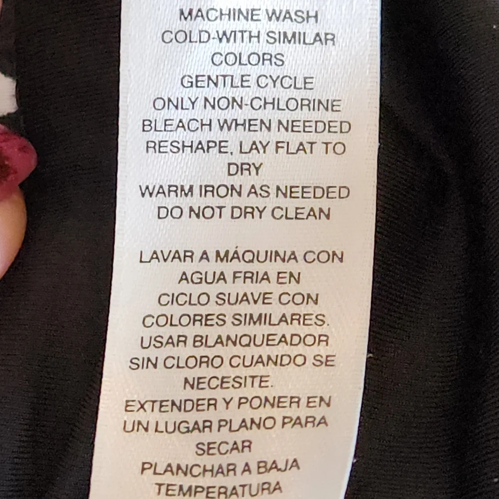 Chico's Zenery legging Size 8 or Chico's 1 Color Black with White dot pattern - Picture 14 of 16